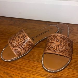 American Darling Sandals Size 8 (worn once)
